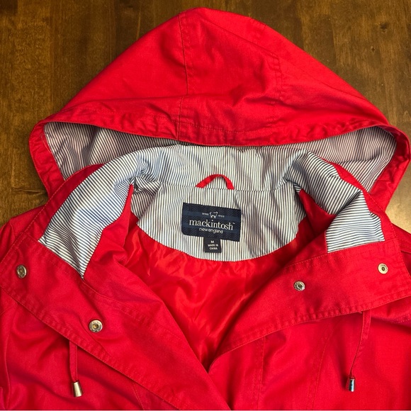 Mackintosh New England Medium Red Hood Snap Button Rain Jacket Classic - Picture 3 of 8